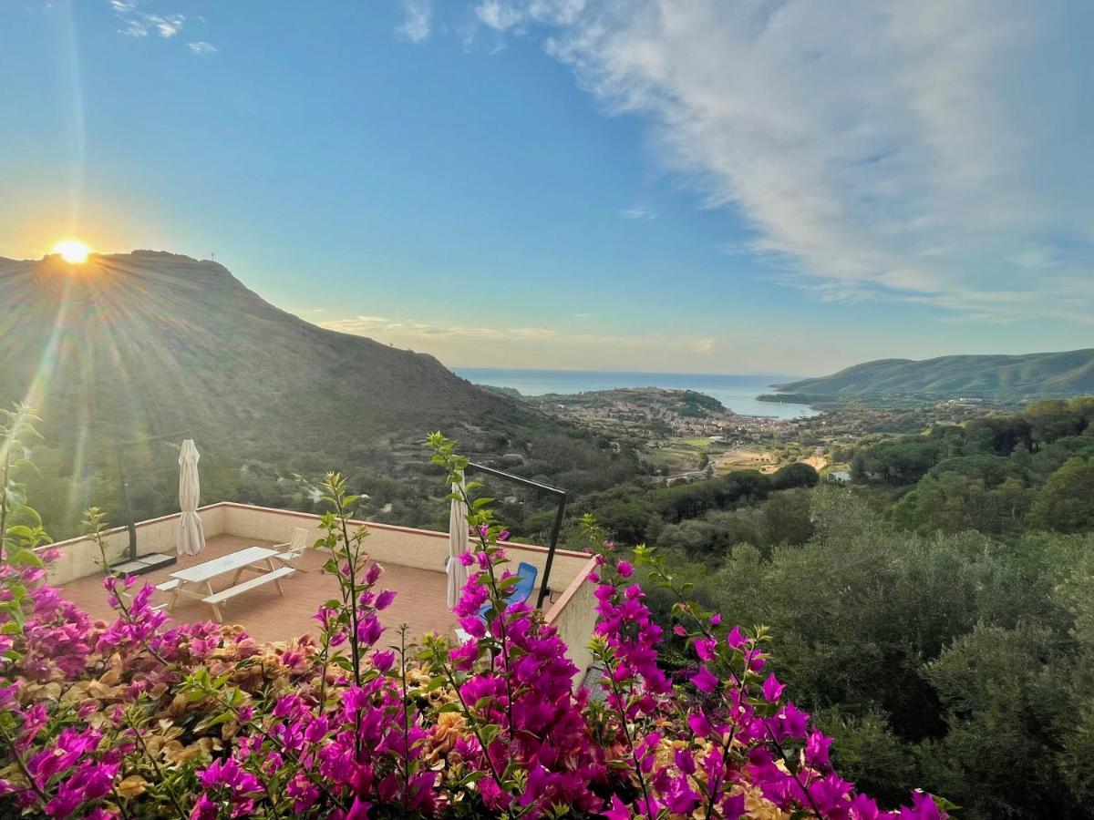 Aria Di Collina - Isola D'Elba Leilighet Porto Azzurro Eksteriør bilde